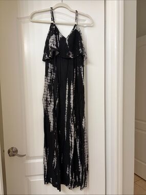 Black & White Tie-Dye Maxi Dress with Ruffle Bodice